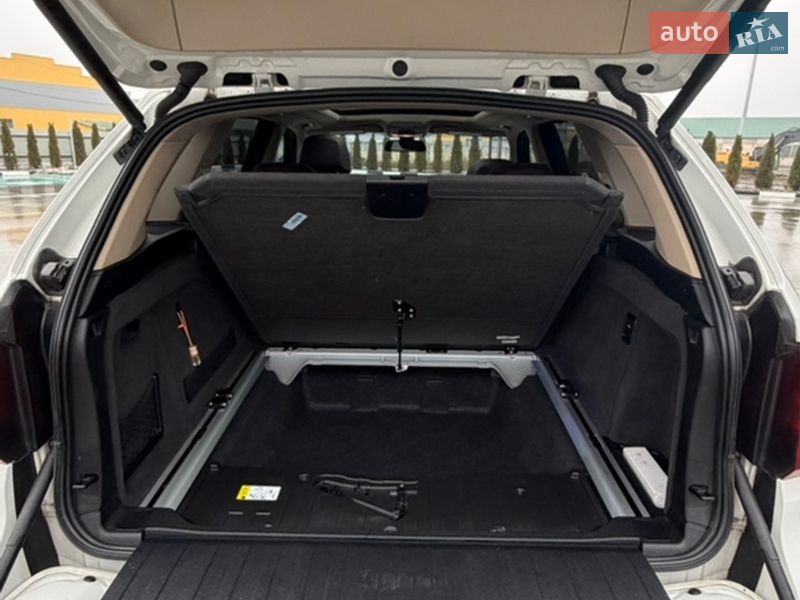 Позашляховик / Кросовер BMW X5 2015 в Києві