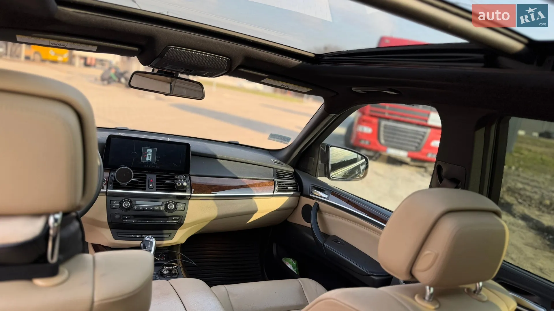 2011 BMW X5 - мініатюра 12