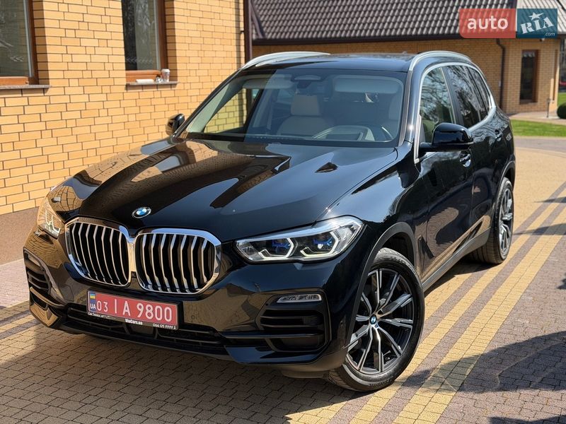 Позашляховик / Кросовер BMW X5 2021 в Луцьку
