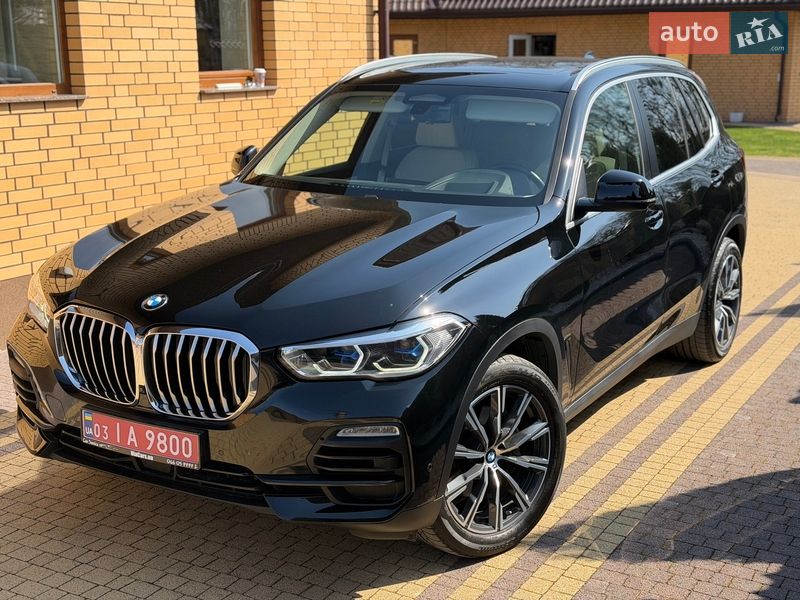Позашляховик / Кросовер BMW X5 2021 в Луцьку