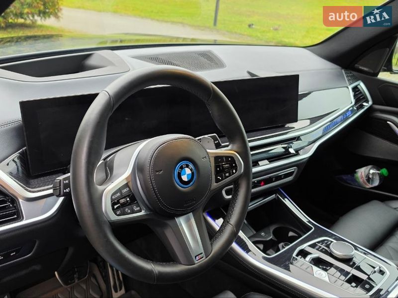 Внедорожник / Кроссовер BMW X5 2024 в Львове