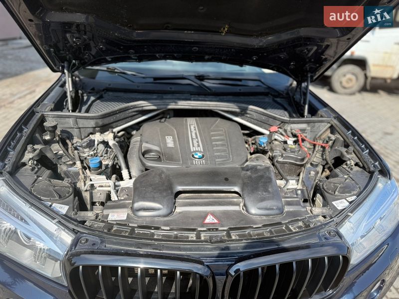 Позашляховик / Кросовер BMW X5 2014 в Львові