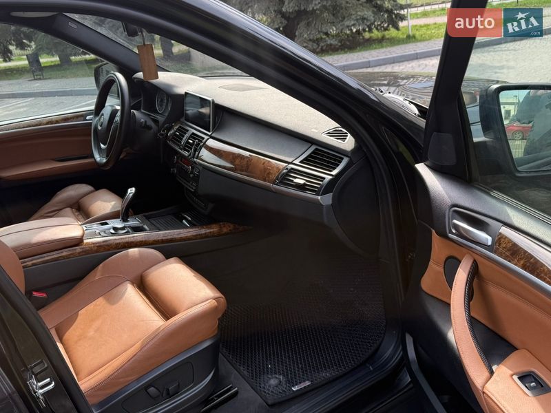 Позашляховик / Кросовер BMW X5 2008 в Івано-Франківську