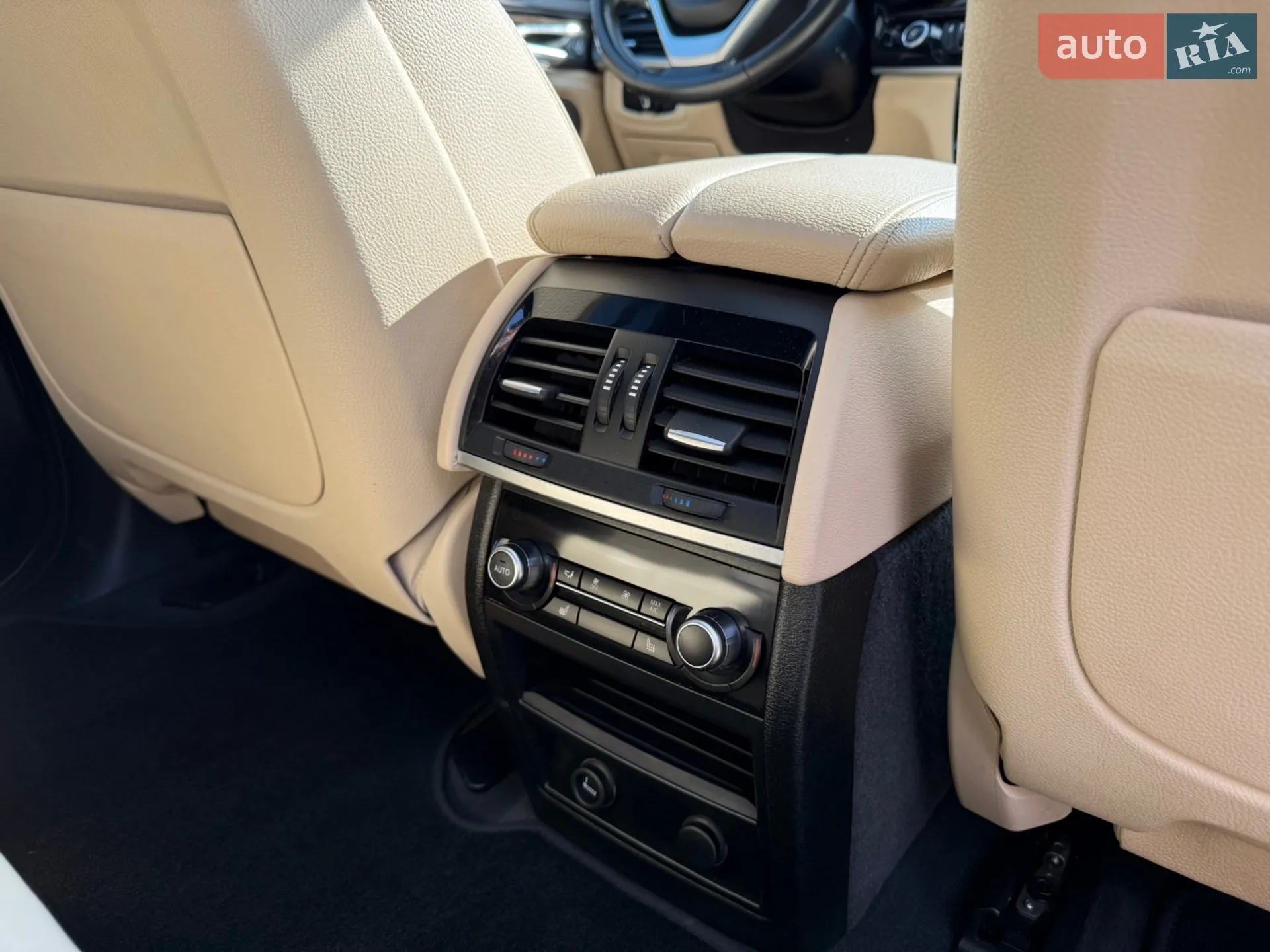 2017 BMW X5 - мініатюра 46