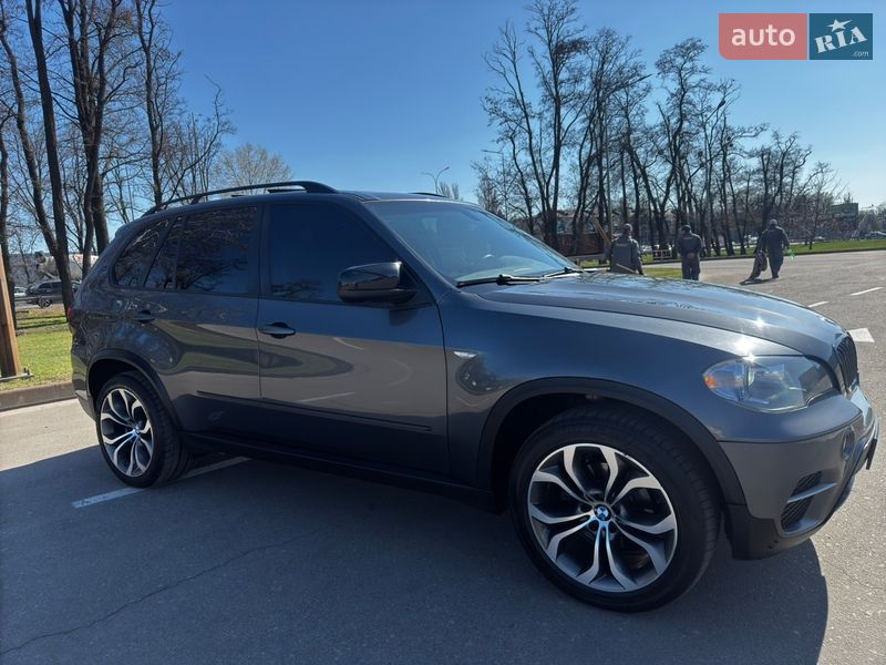 Позашляховик / Кросовер BMW X5 2012 в Києві фото 9 Позашляховик / Кросовер BMW X5 2012 в Києві