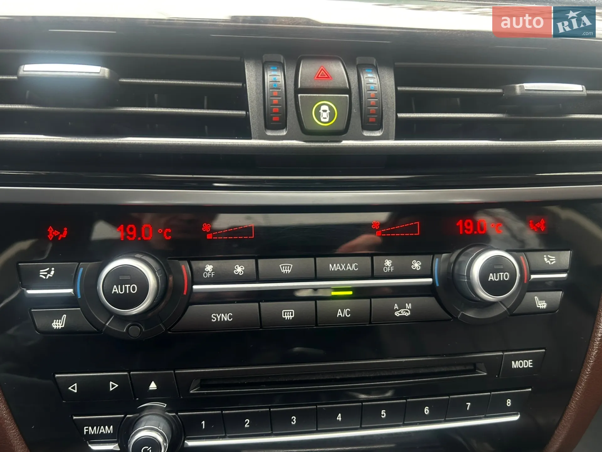 2014 BMW X5 - мініатюра 15