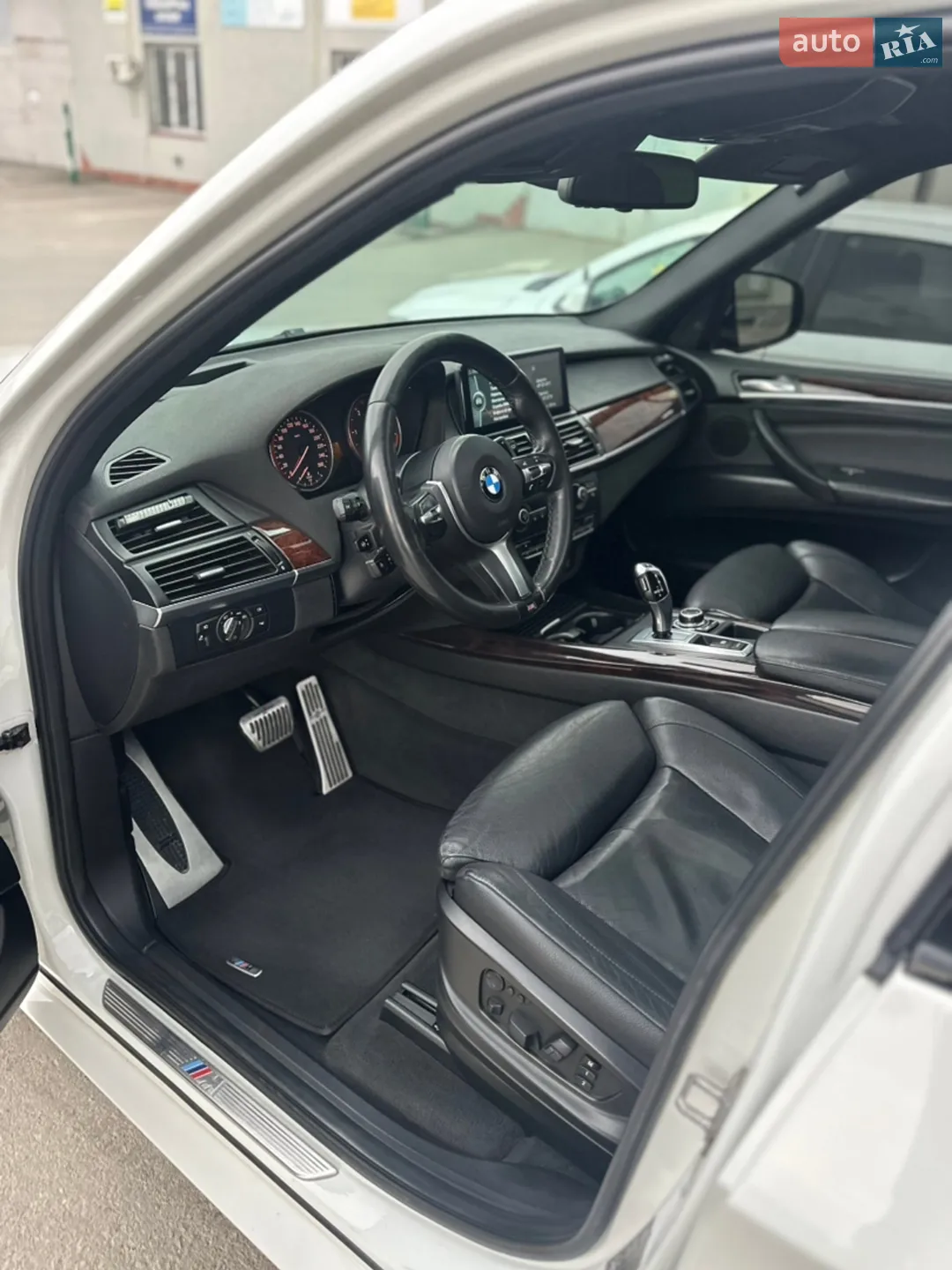 2011 BMW X5 - мініатюра 44