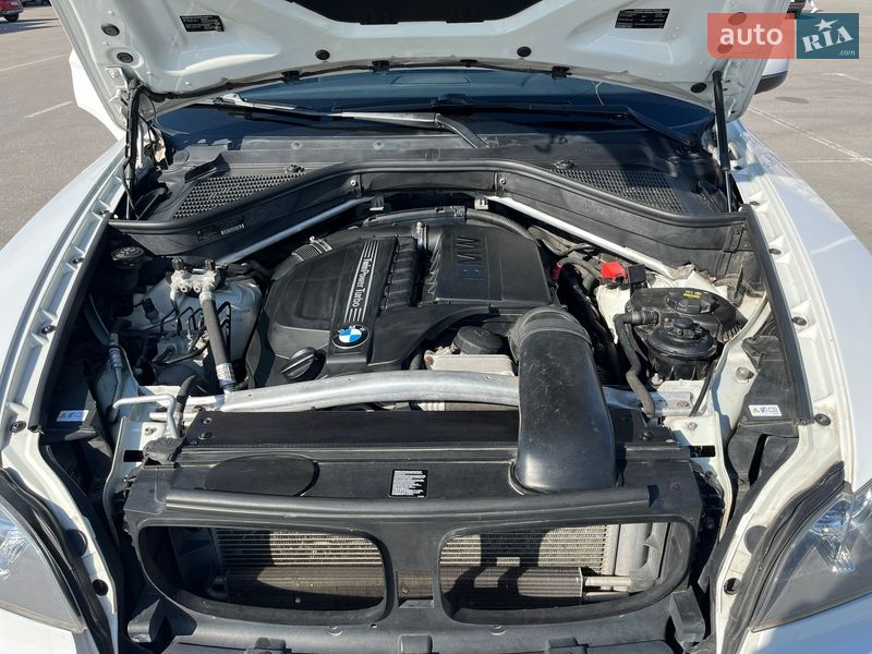 Внедорожник / Кроссовер BMW X5 2013 в Кропивницком