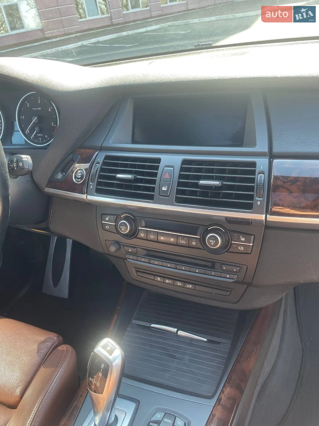 2010 BMW X5 - мініатюра 33