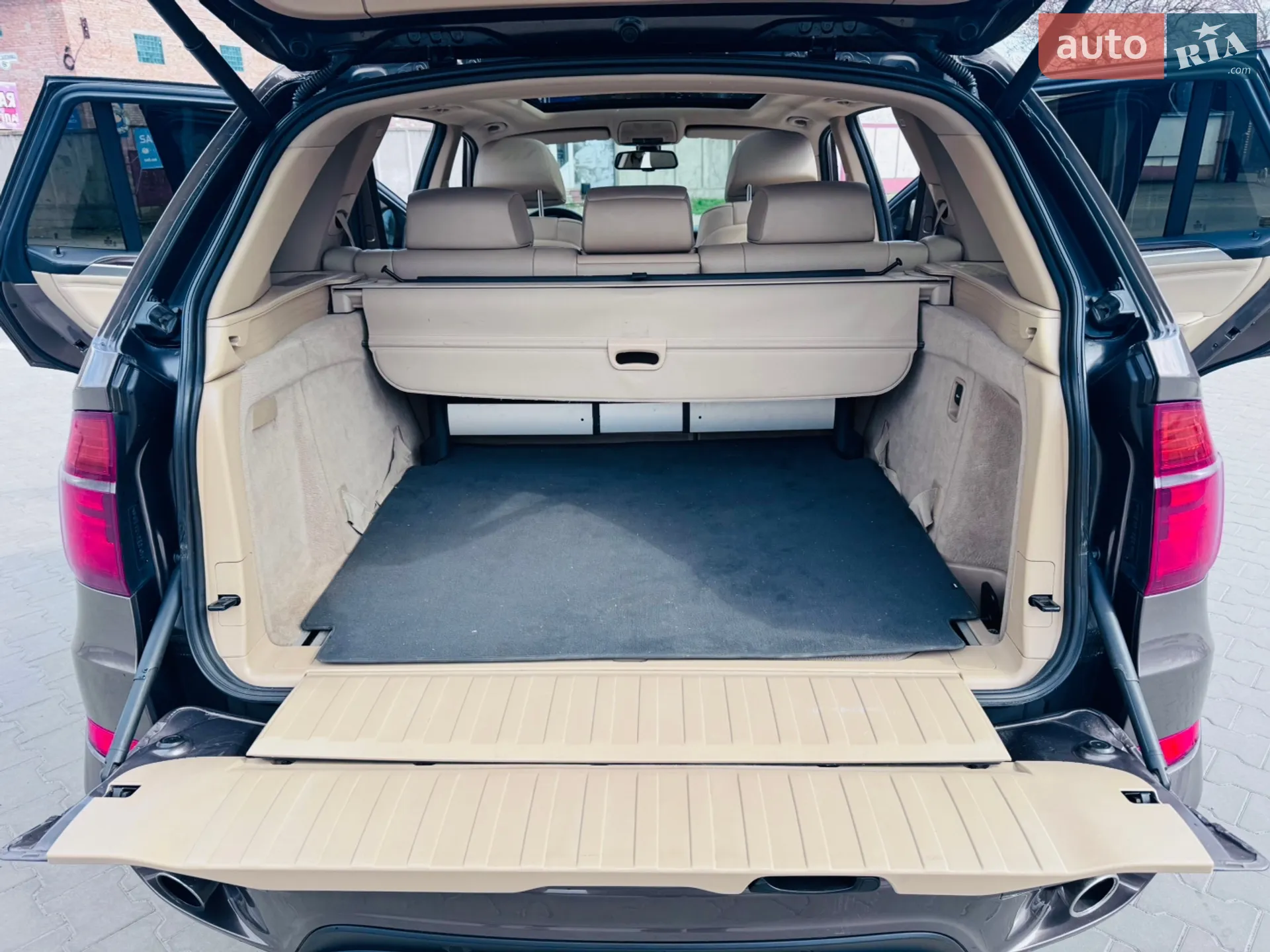 2011 BMW X5 - мініатюра 23