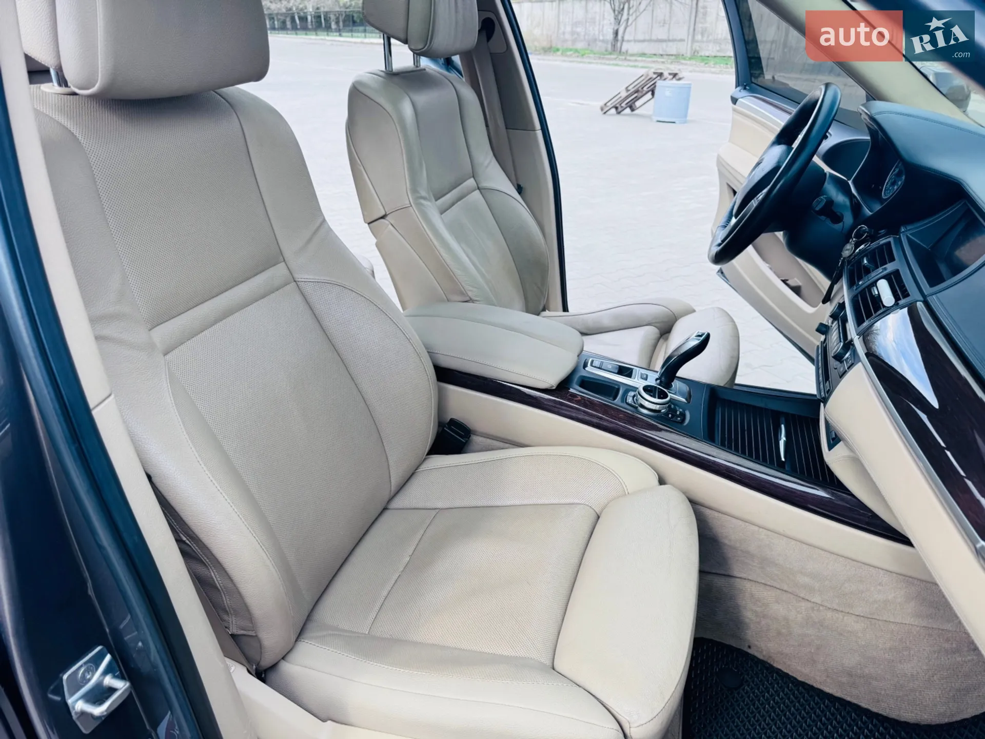 2011 BMW X5 - мініатюра 32