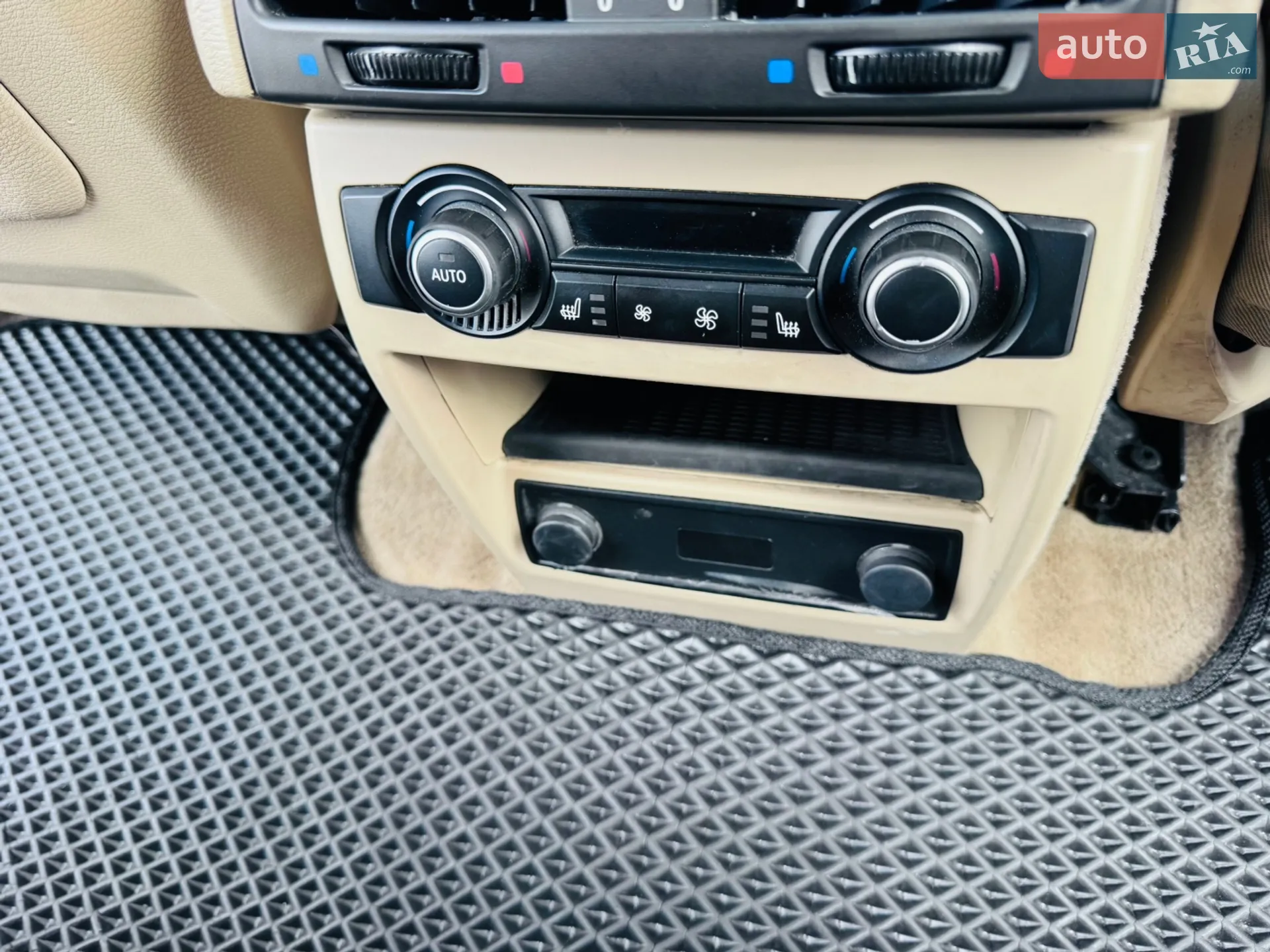 2011 BMW X5 - мініатюра 36