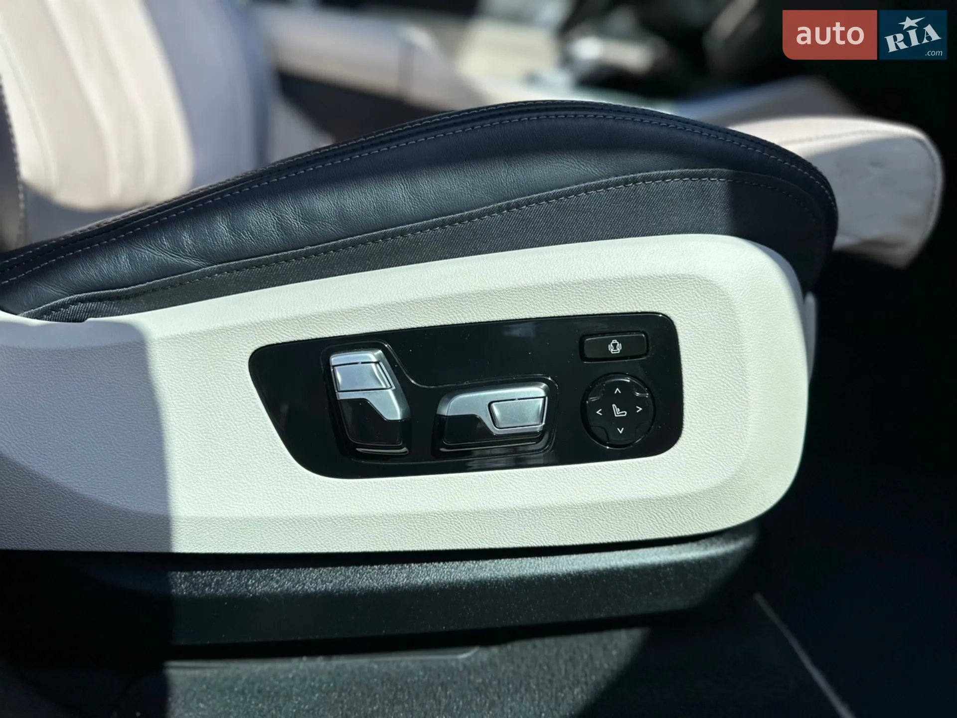 2021 BMW X5 - мініатюра 14