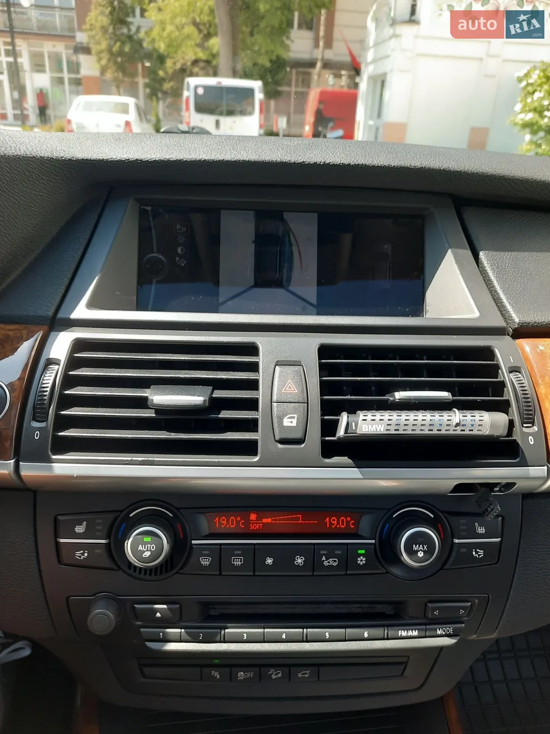 2011 BMW X5 - мініатюра 13