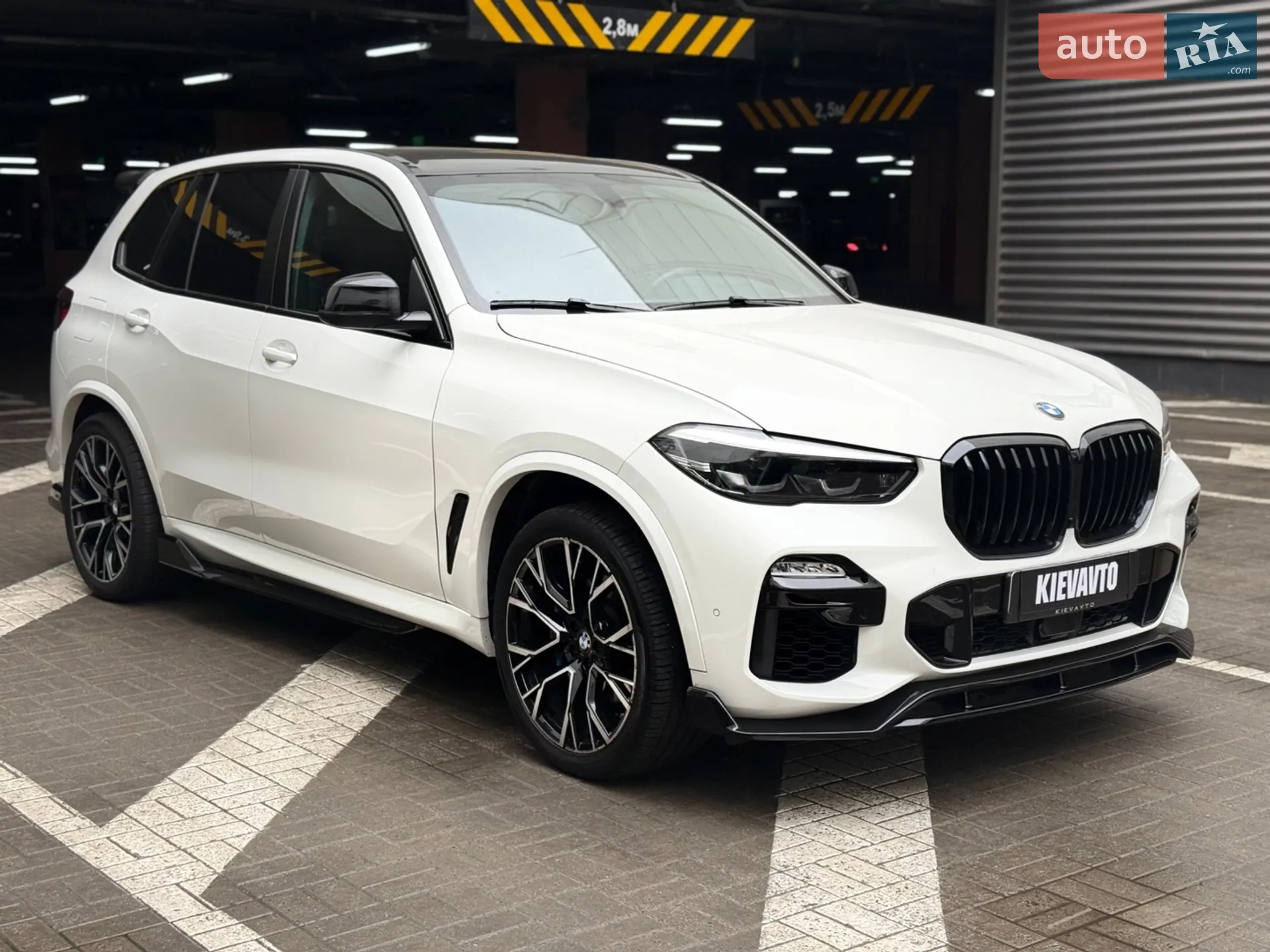 2021 BMW X5 - мініатюра 3
