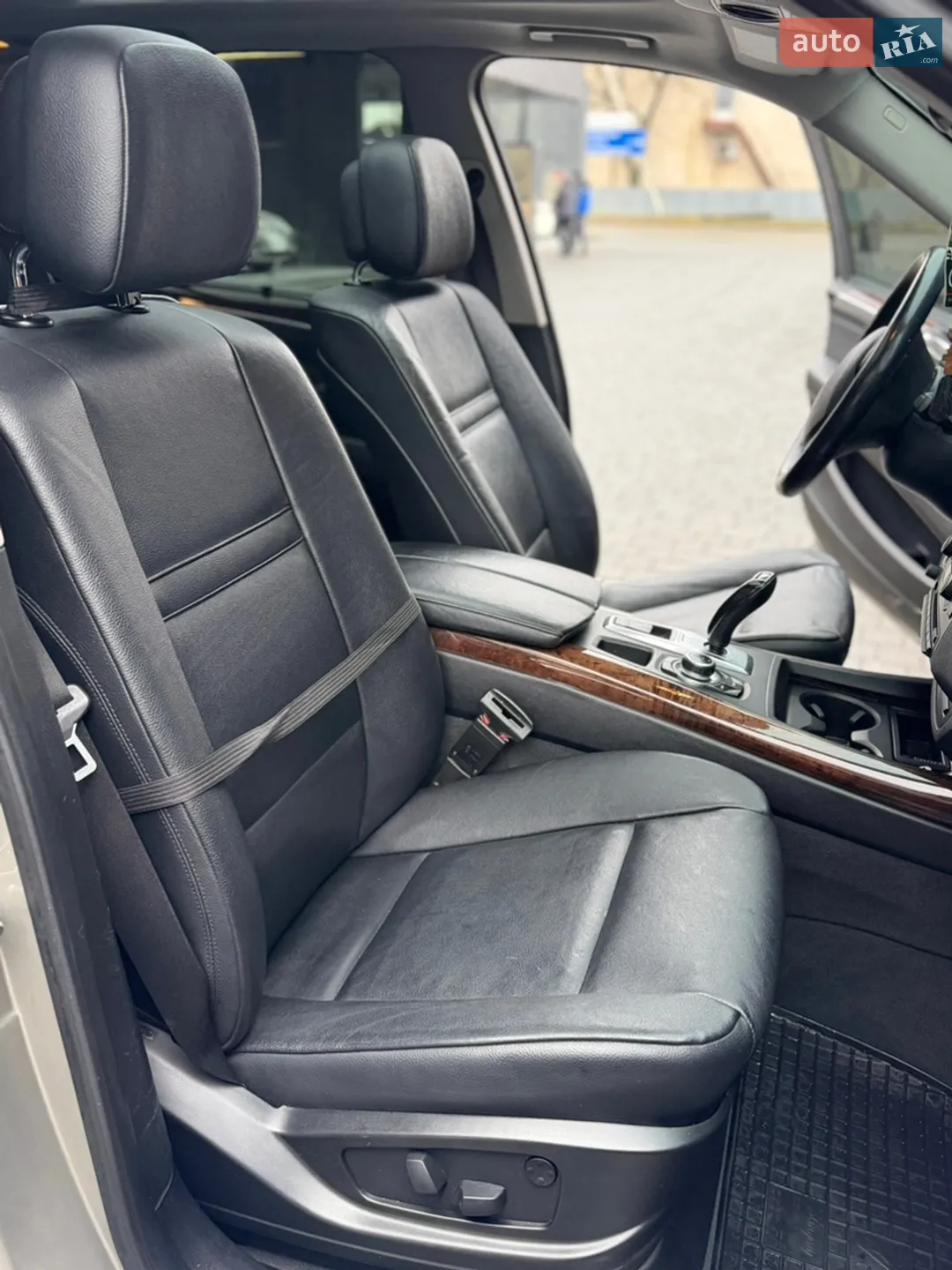 2010 BMW X5 - мініатюра 11