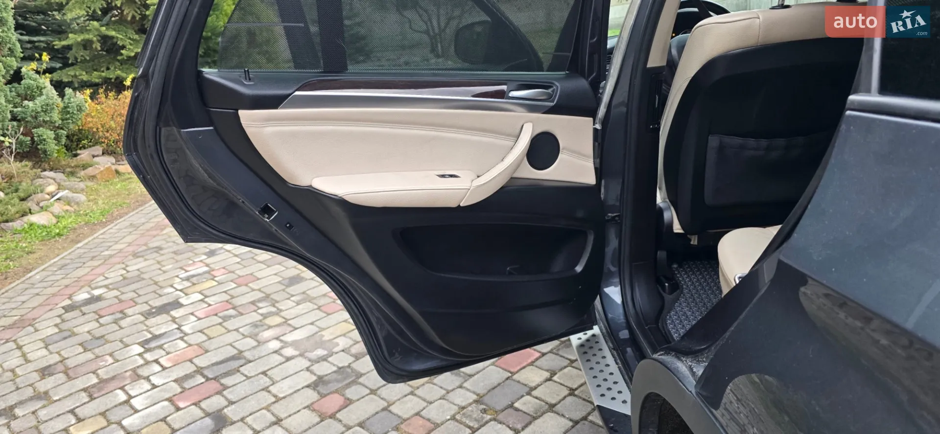 2010 BMW X5 - мініатюра 24