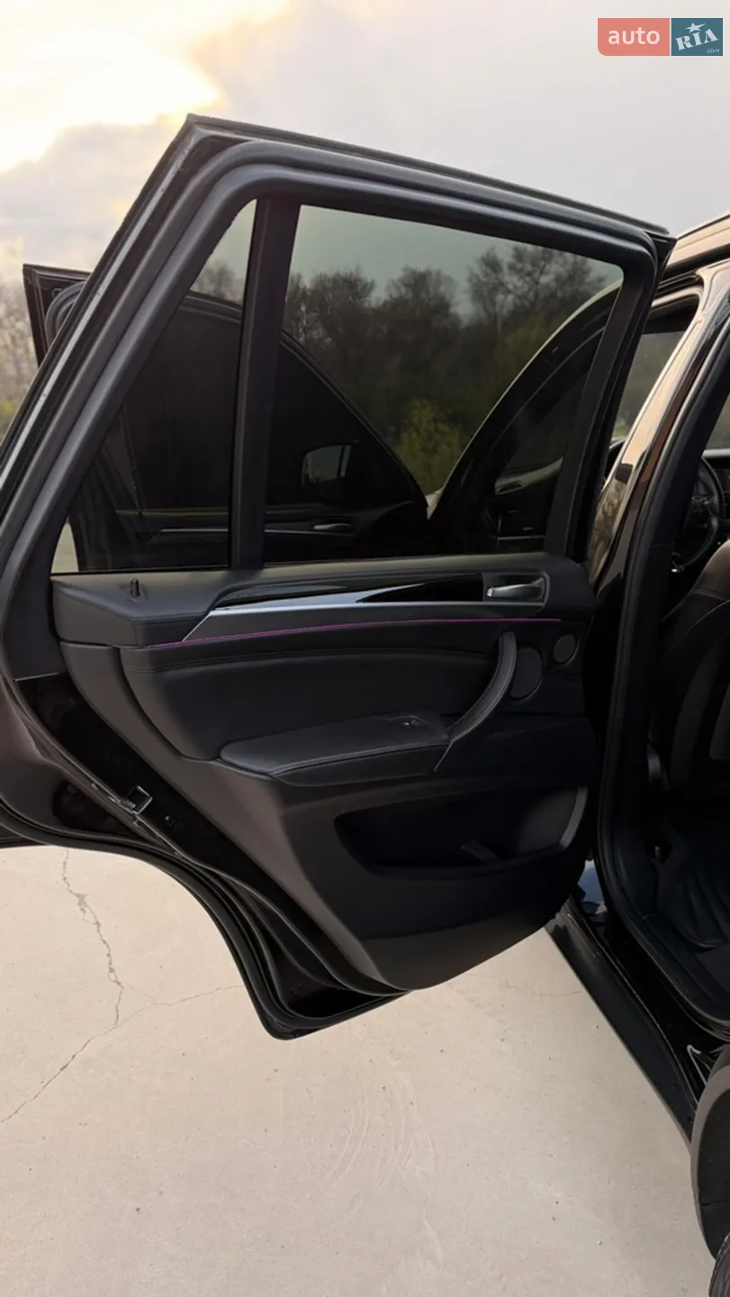 2010 BMW X5 - мініатюра 24