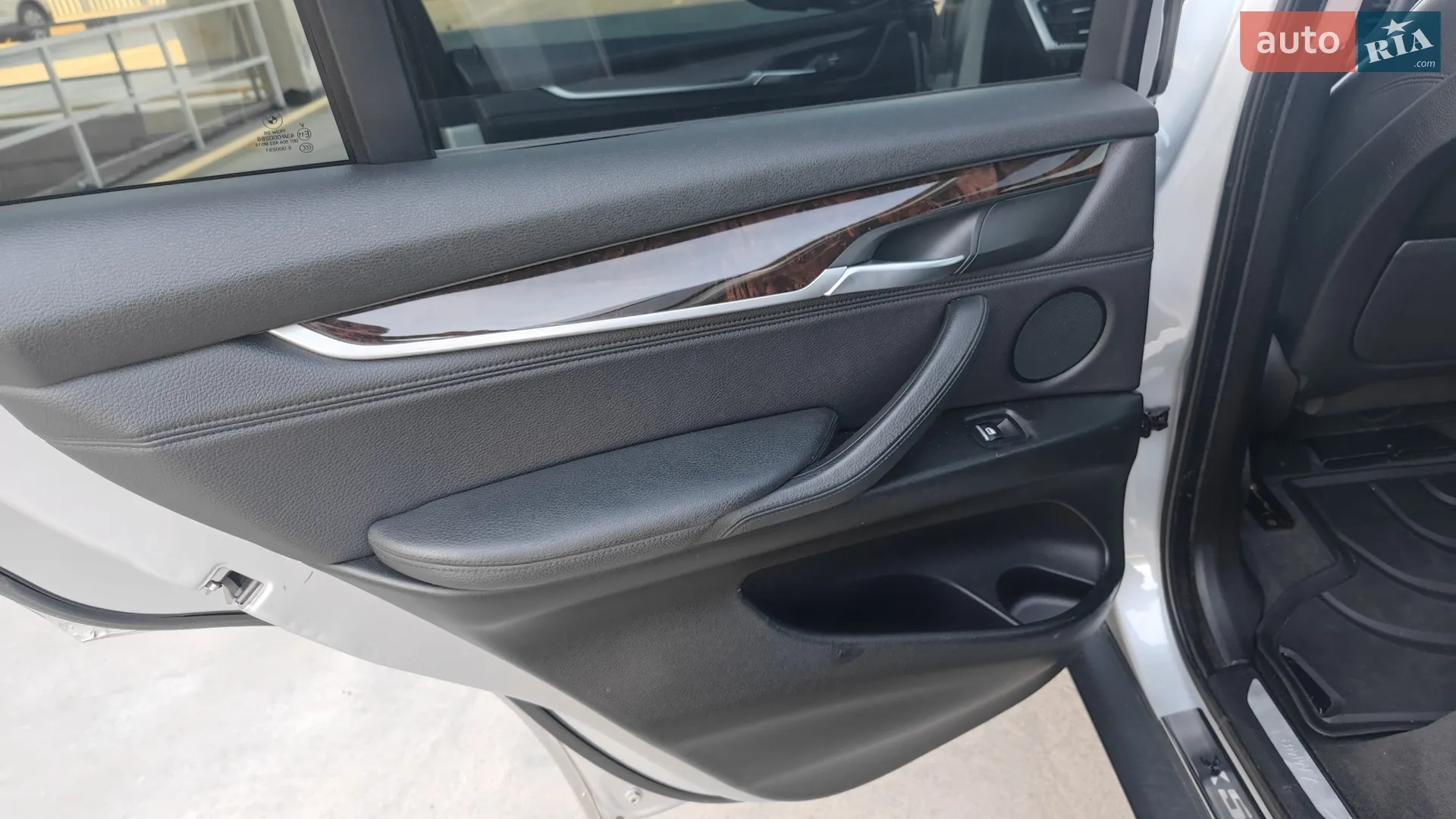 2014 BMW X5 - мініатюра 31