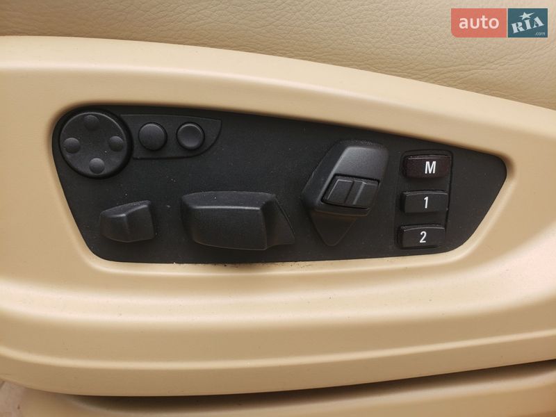 Позашляховик / Кросовер BMW X5 2012 в Києві фото 26 Позашляховик / Кросовер BMW X5 2012 в Києві