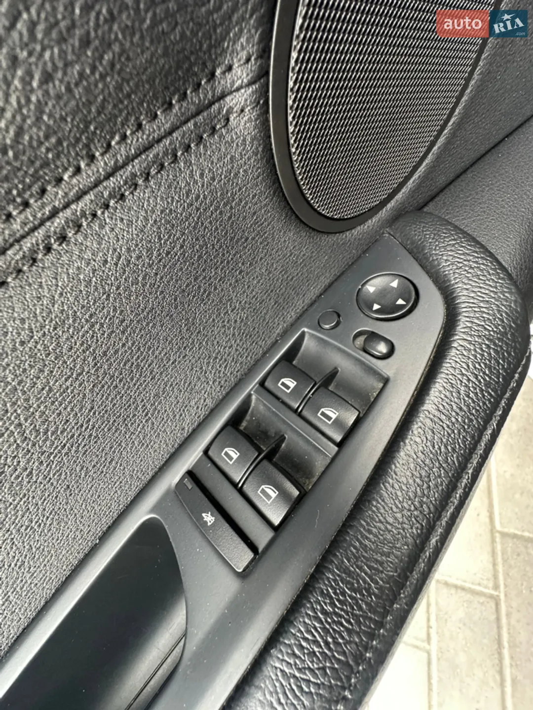 2011 BMW X5 - мініатюра 23