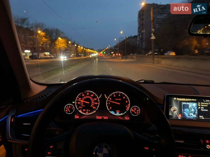 Позашляховик / Кросовер BMW X5 2015 в Дніпрі фото 23 Позашляховик / Кросовер BMW X5 2015 в Дніпрі