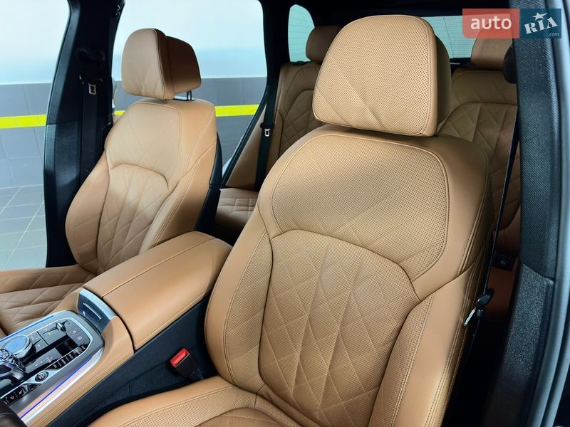 Внедорожник / Кроссовер BMW X5 2022 в Казатине