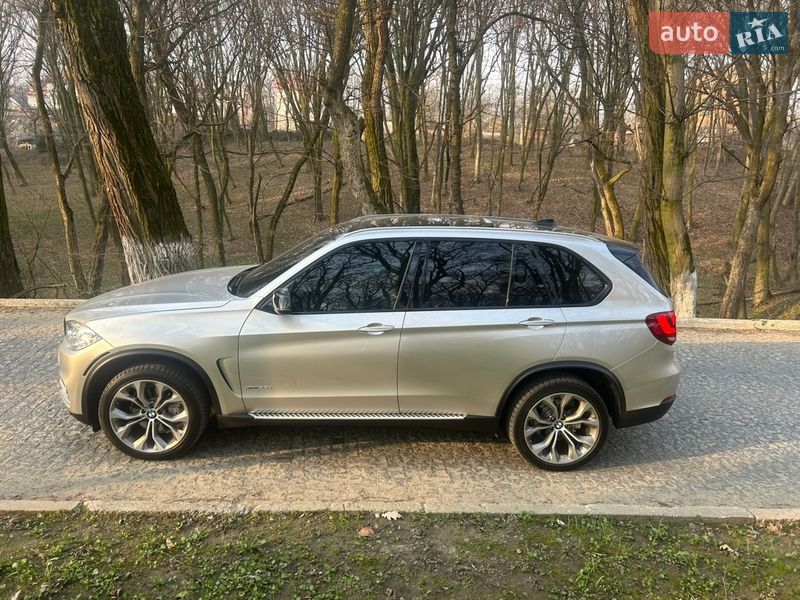 Позашляховик / Кросовер BMW X5 2014 в Чернівцях