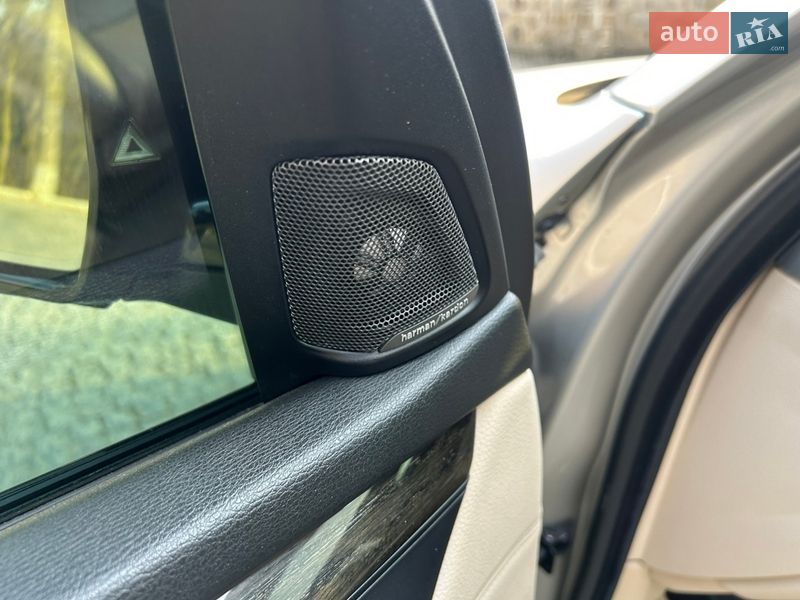 Позашляховик / Кросовер BMW X5 2014 в Чернівцях