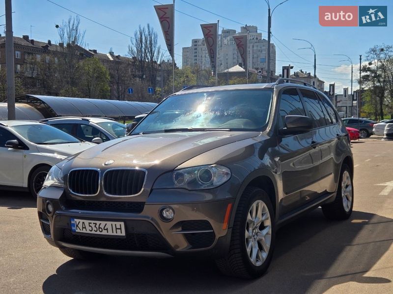 Позашляховик / Кросовер BMW X5 2011 в Києві