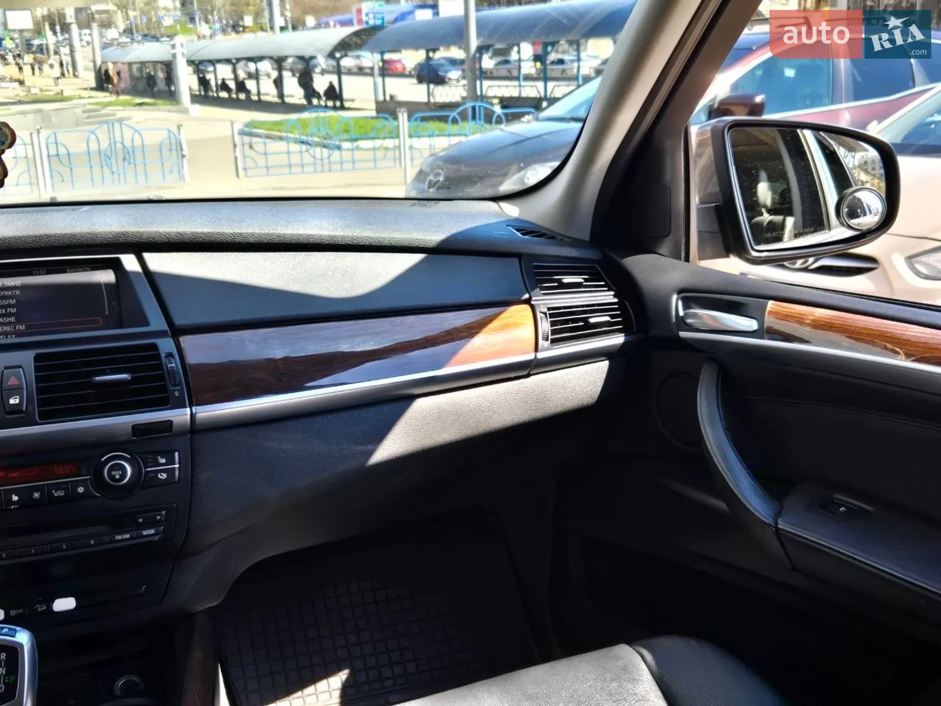 2011 BMW X5 - мініатюра 31
