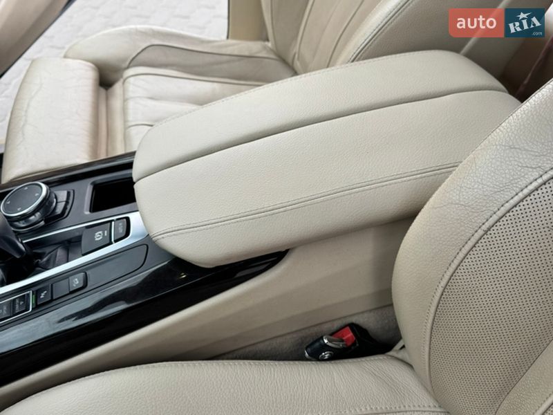 Позашляховик / Кросовер BMW X5 2015 в Яворові