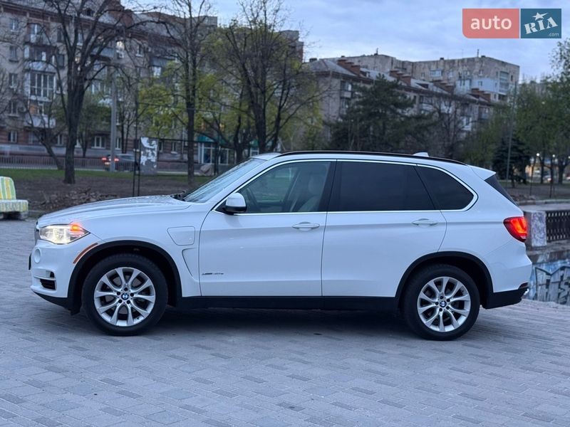 Позашляховик / Кросовер BMW X5 2015 в Дніпрі фото 9 Позашляховик / Кросовер BMW X5 2015 в Дніпрі