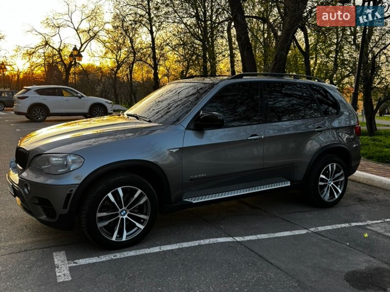 Позашляховик / Кросовер BMW X5 2012 в Одесі фото 9 Позашляховик / Кросовер BMW X5 2012 в Одесі