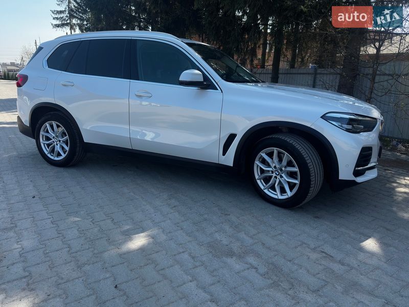 Внедорожник / Кроссовер BMW X5 2022 в Виннице