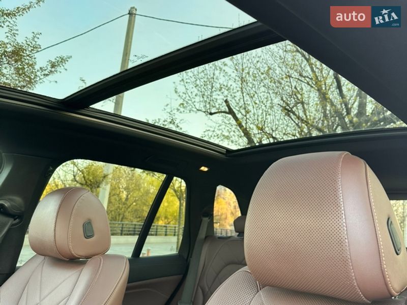 Позашляховик / Кросовер BMW X5 2022 в Дніпрі