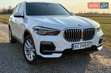 Внедорожник / Кроссовер BMW X5 2021 в Луцке