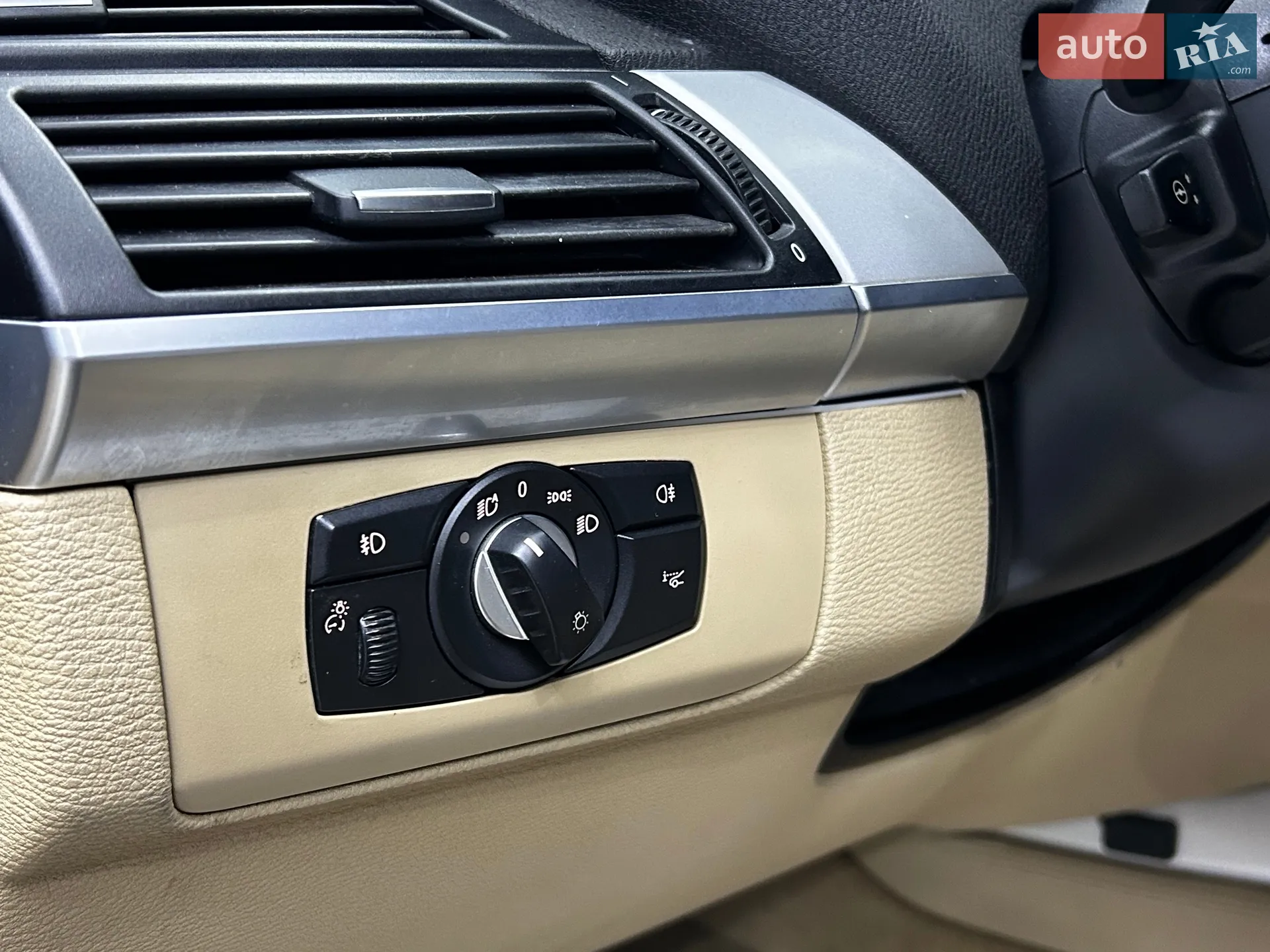 2011 BMW X5 - мініатюра 15