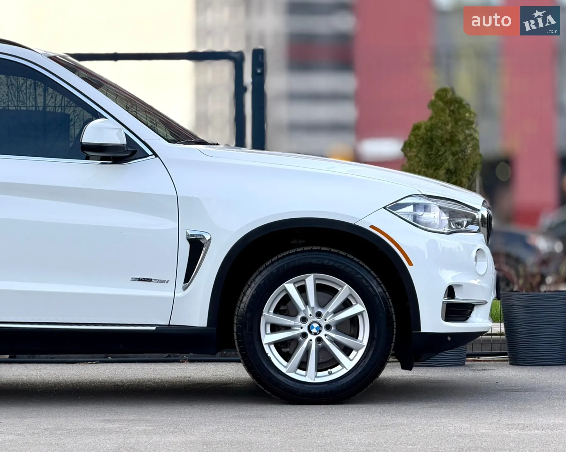 2014 BMW X5 - мініатюра 9