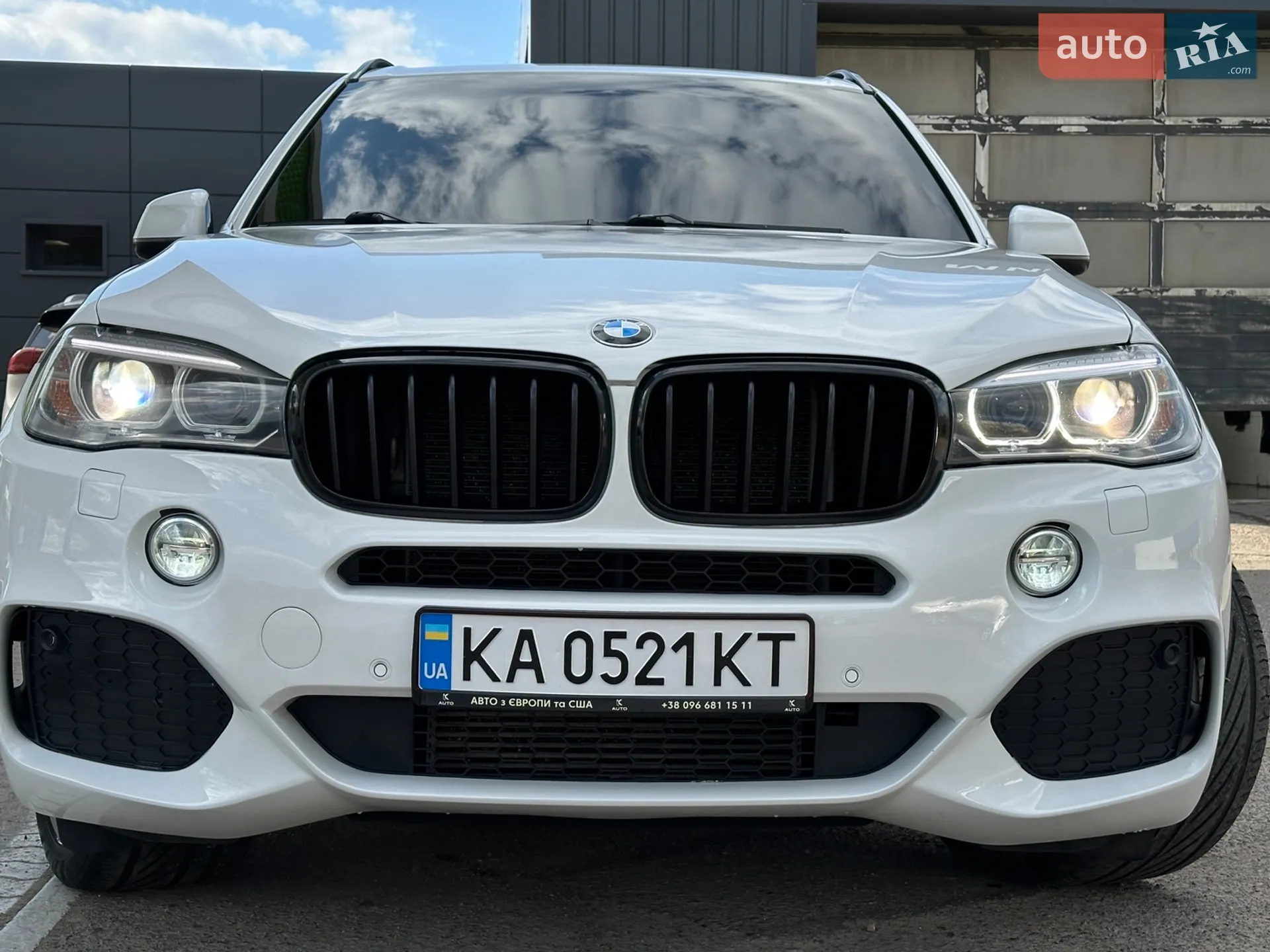 2016 BMW X5 - мініатюра 11