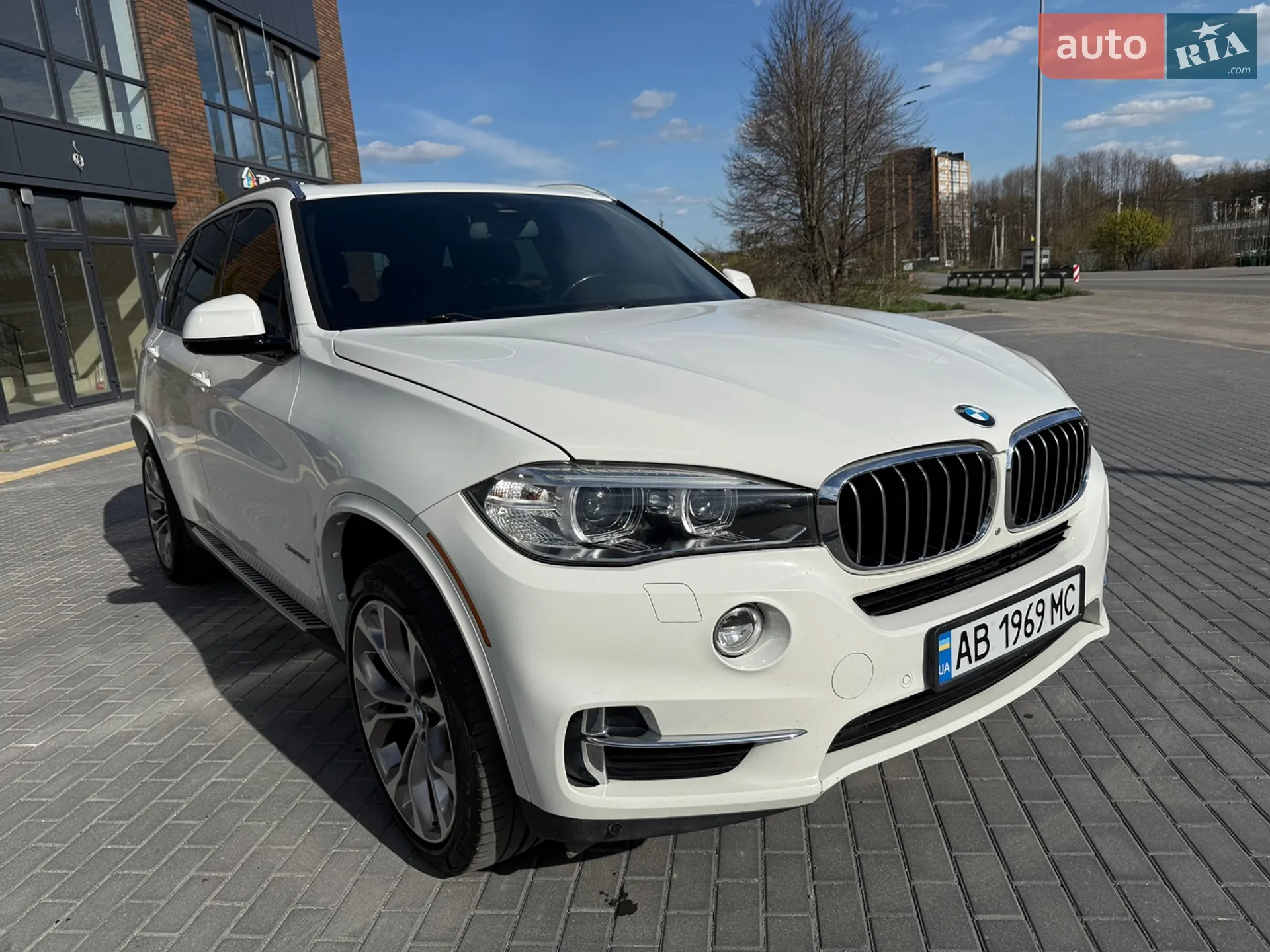 2017 BMW X5 - мініатюра 2