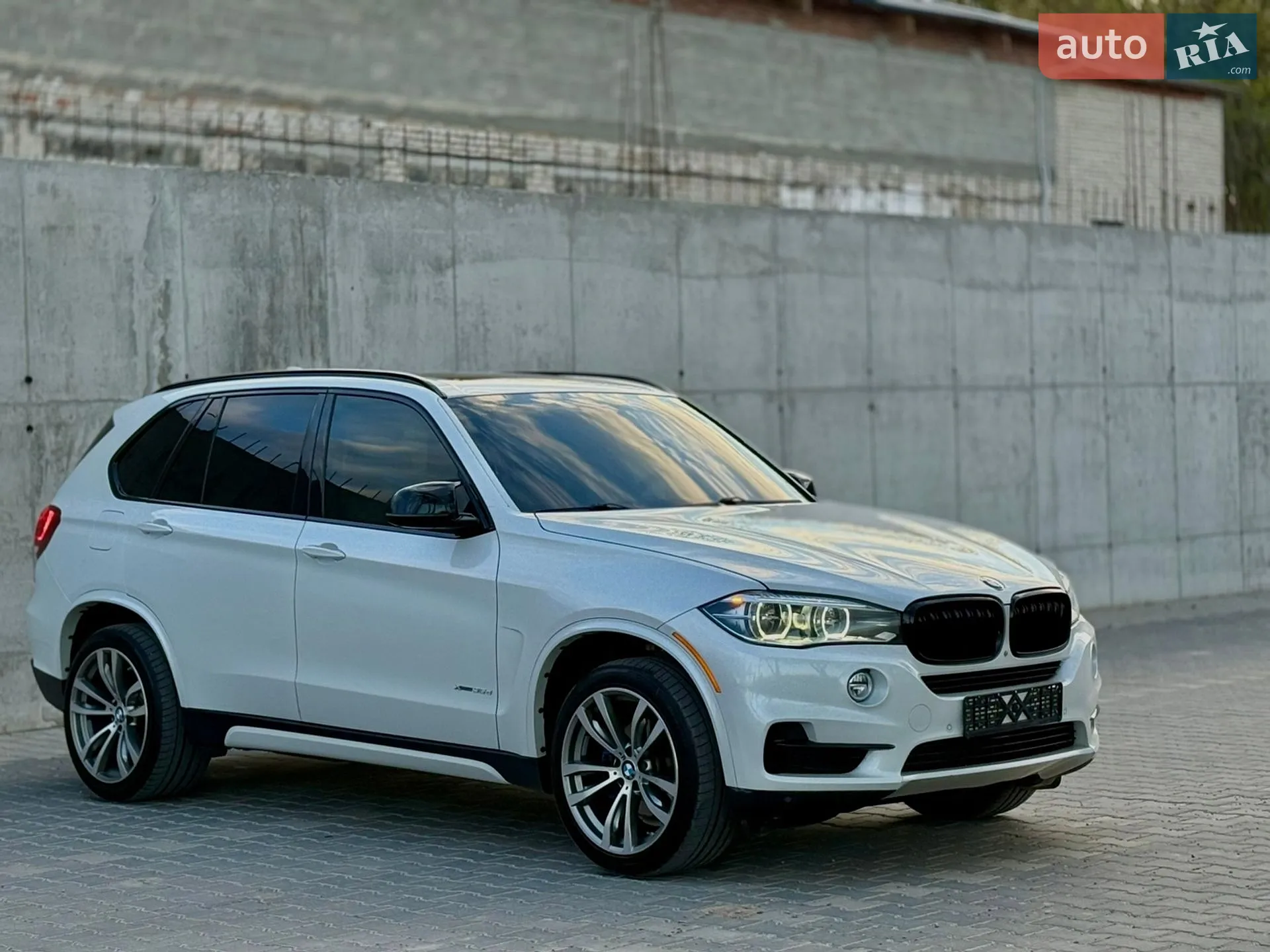 2015 BMW X5 - мініатюра 3