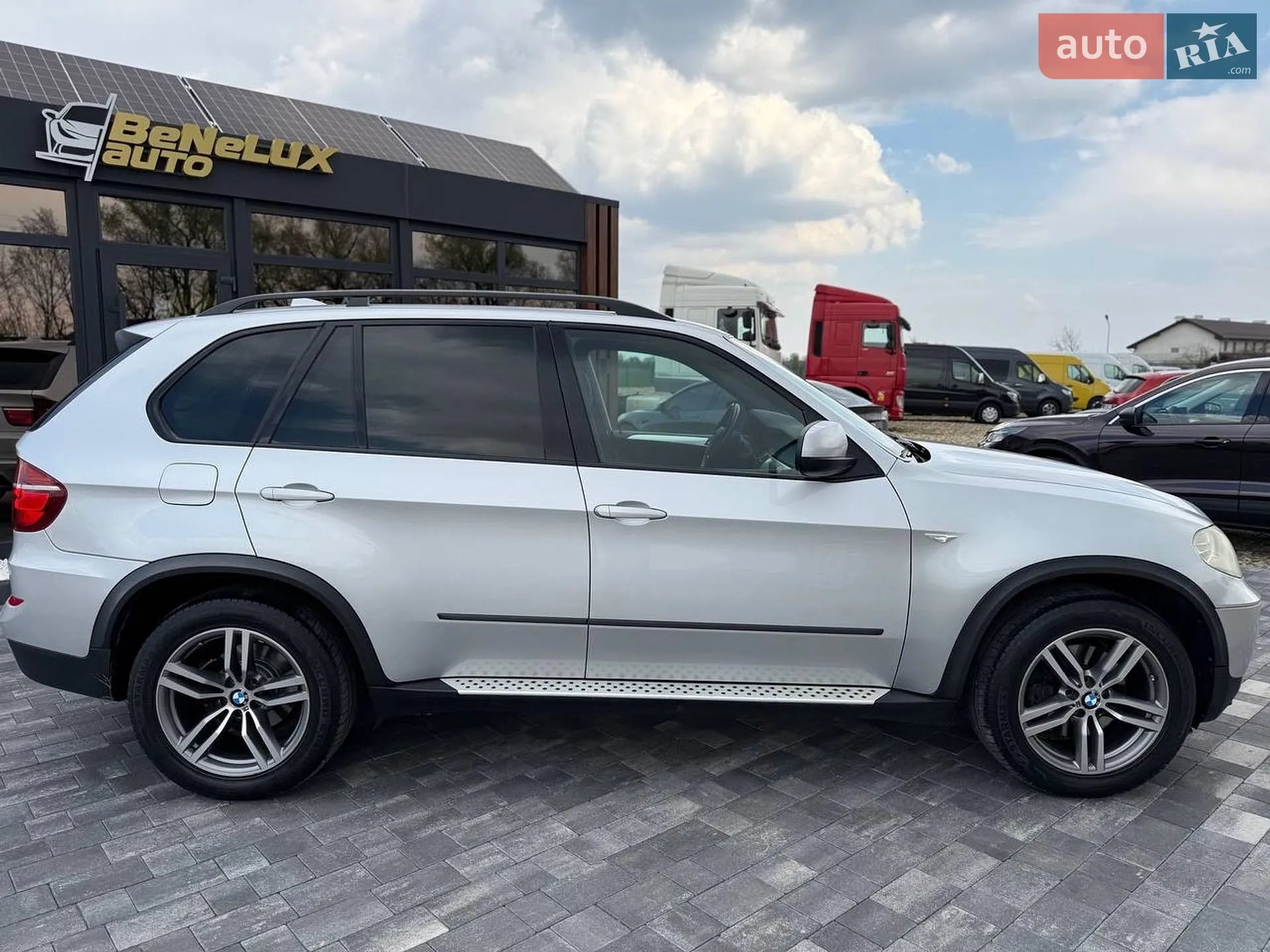 2010 BMW X5 - мініатюра 9