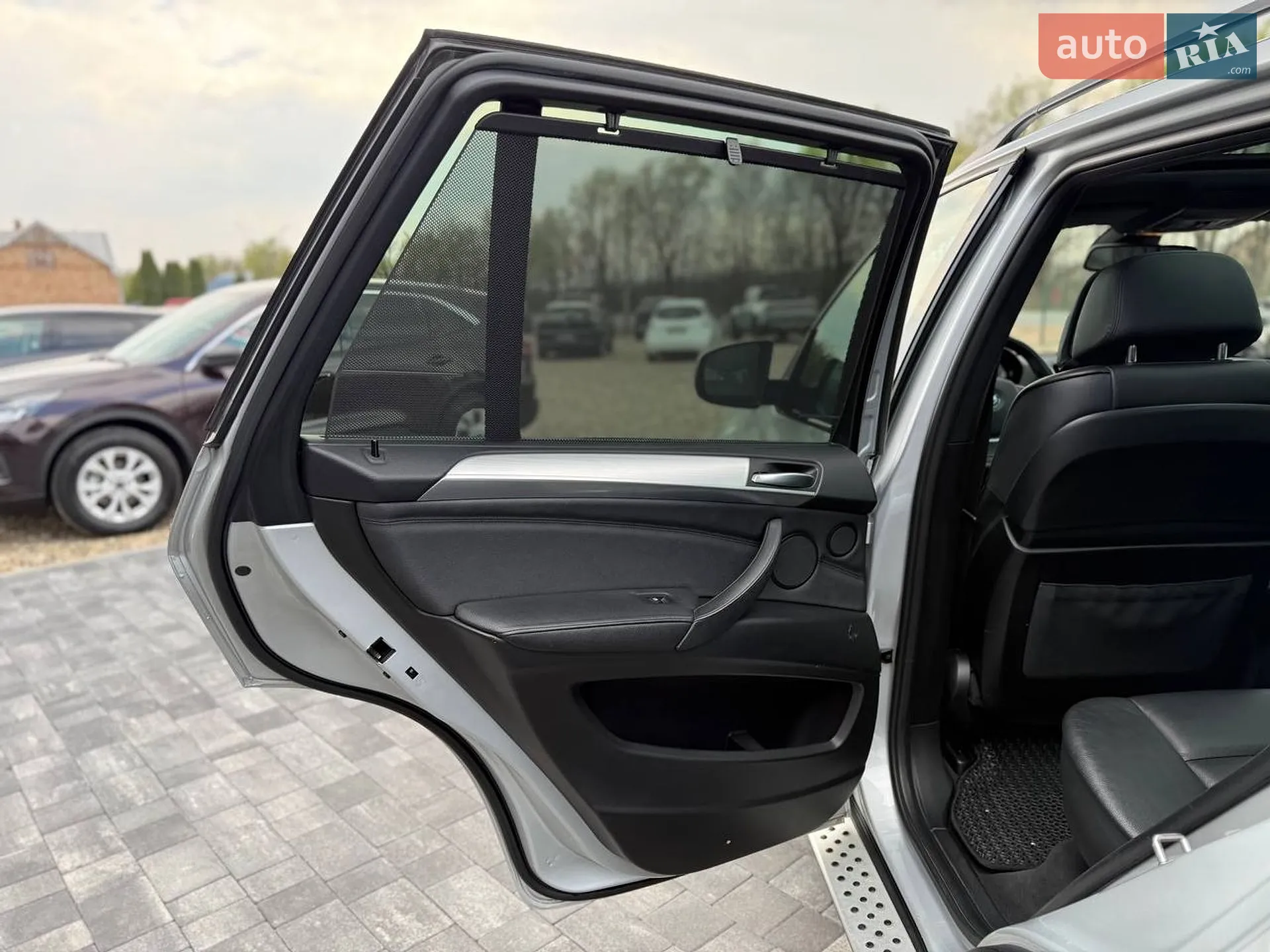 2010 BMW X5 - мініатюра 20