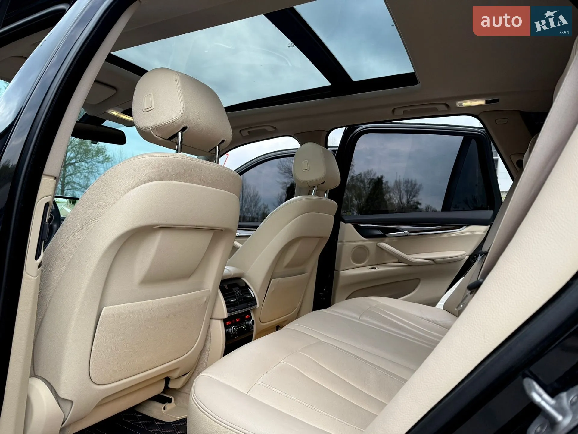 2014 BMW X5 - мініатюра 37
