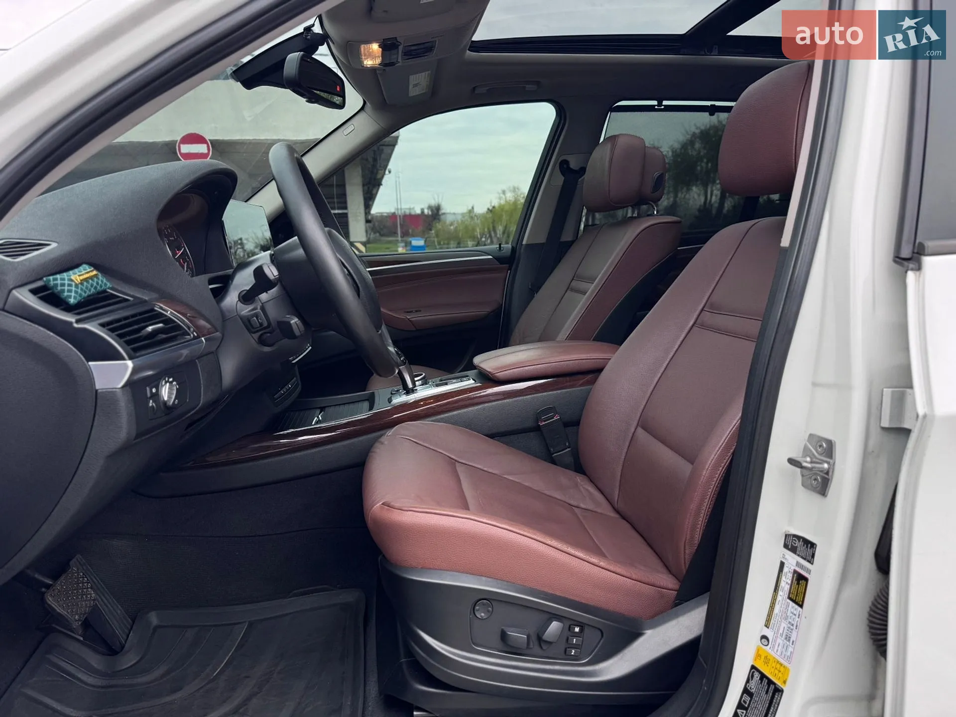 2011 BMW X5 - мініатюра 45