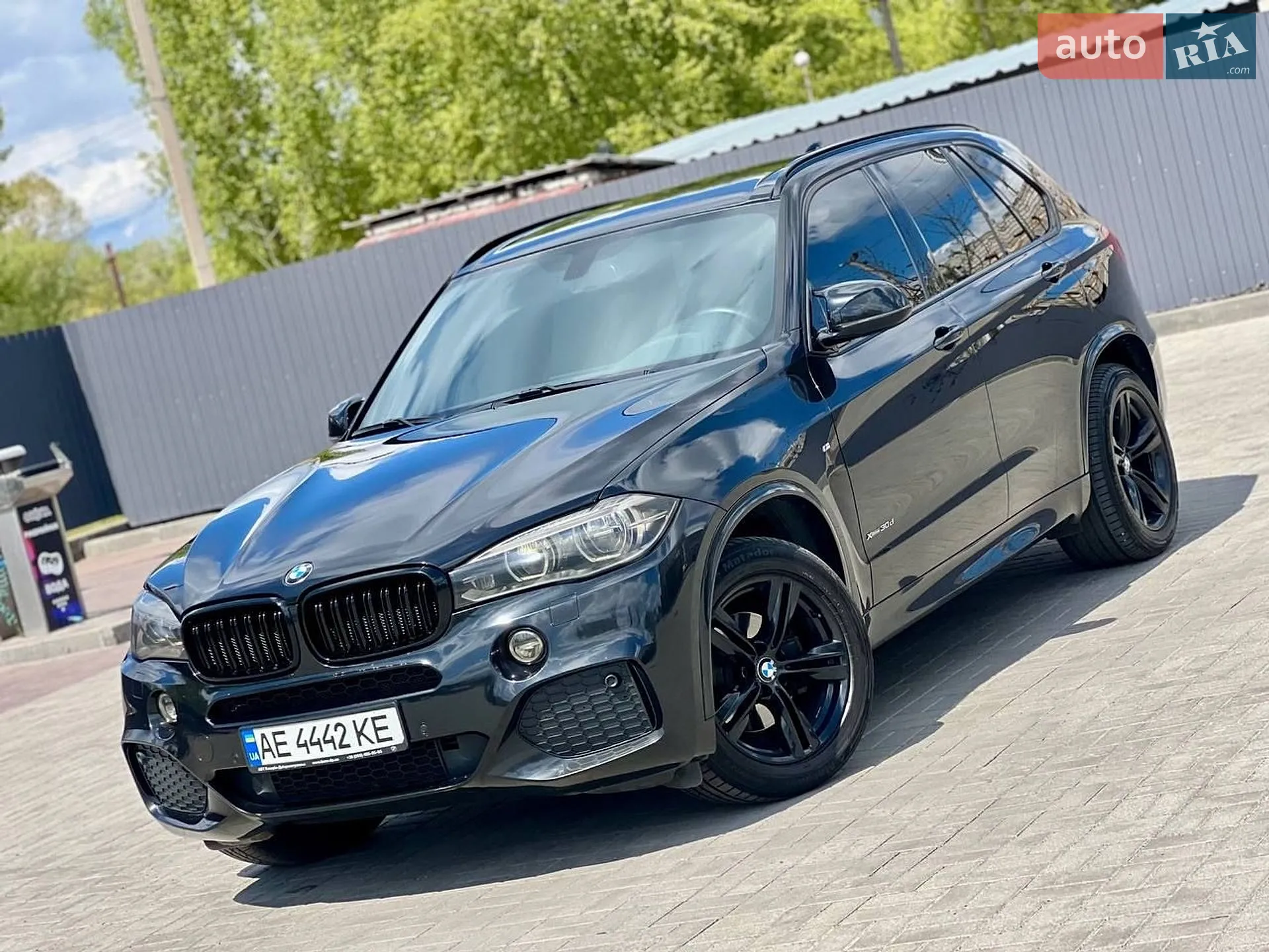 2017 BMW X5 - мініатюра 2