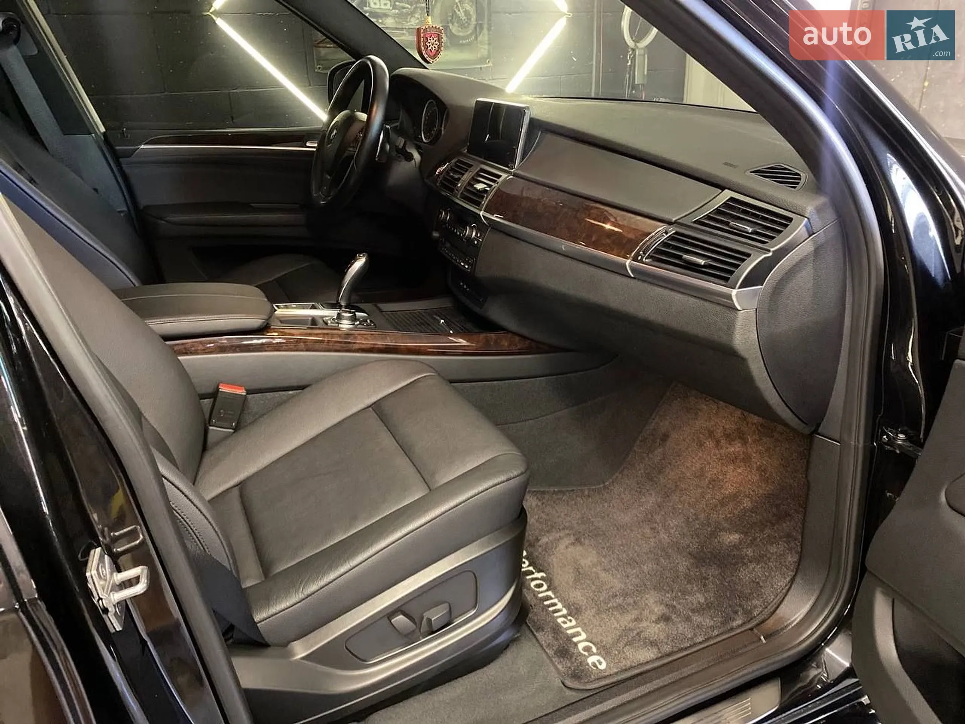 2010 BMW X5 - мініатюра 5