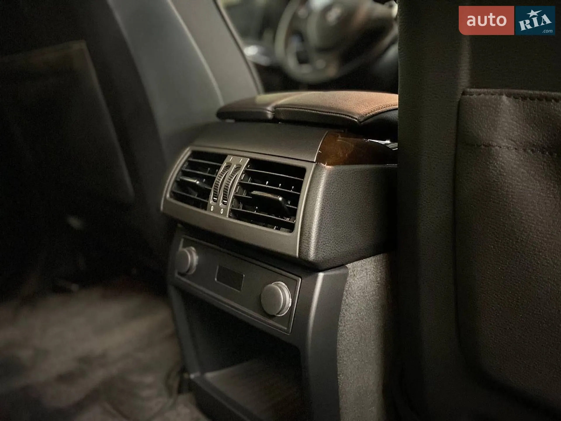 2010 BMW X5 - мініатюра 26