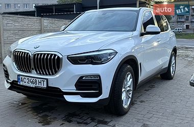 Внедорожник / Кроссовер BMW X5 2021 в Луцке